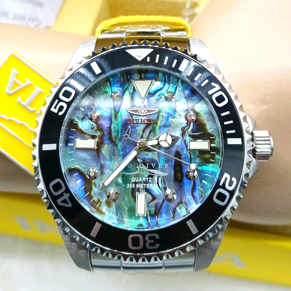 FIRM PRICE-Invicta DIAMOND IRIDESCENT DIVER WATCH